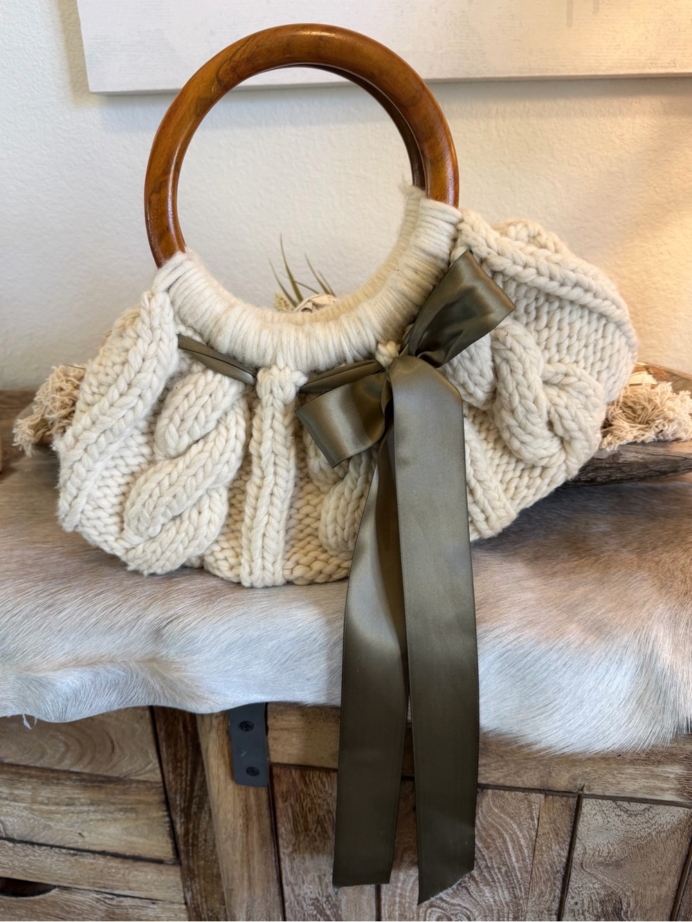 Margaret Nicole Cream Knit Handbag with Wooden Handles and Olive Bow